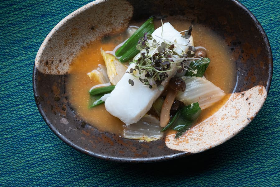15.12.2026, Zürich, Restaurant Ginger, Gericht; Kabeljau mit Miso (photo by Remy Steiner for Gault Millau)