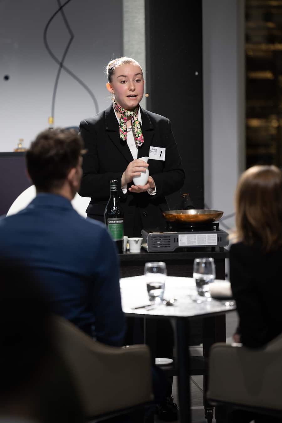 Lola Herr, EHL Art Of Service