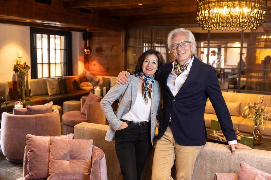 Sie machen den Umzug möglich: Brigitte & Thomas Frei (ex «Bernerhof» Gstaad).