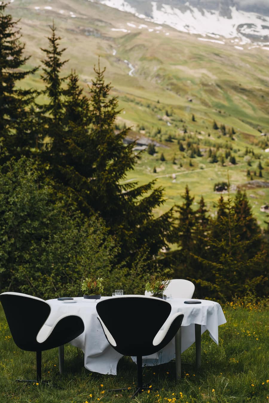 beyond the clouds - Marcel Koolen (Chefkoch Silver) kocht in der Natur auf dem Feuer - Silver, 7132 Vals - Juni 2024 - Copyright Olivia Pulver