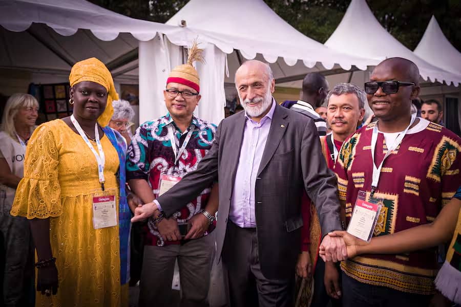 Carlo Petrini hat die Slow-Food-Bewegung ins Leben gerufen, die sich mittlerweile in über 160 Ländern verbreitet hat.