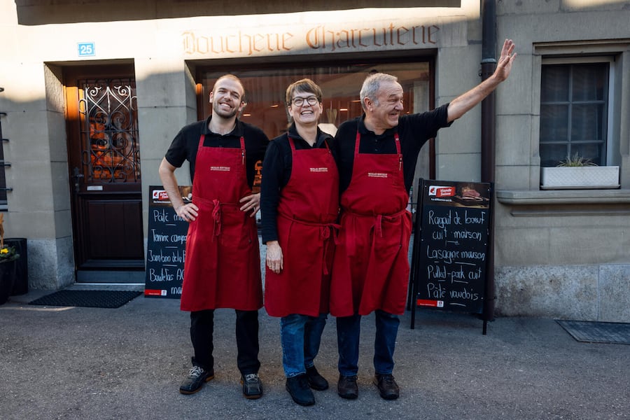 17.03.2026, Fribourg, Metzgerei Bertschy, Alexander, Gaby und Nicolas Bertschy (photo by Remy Steiner for Gault Millau)