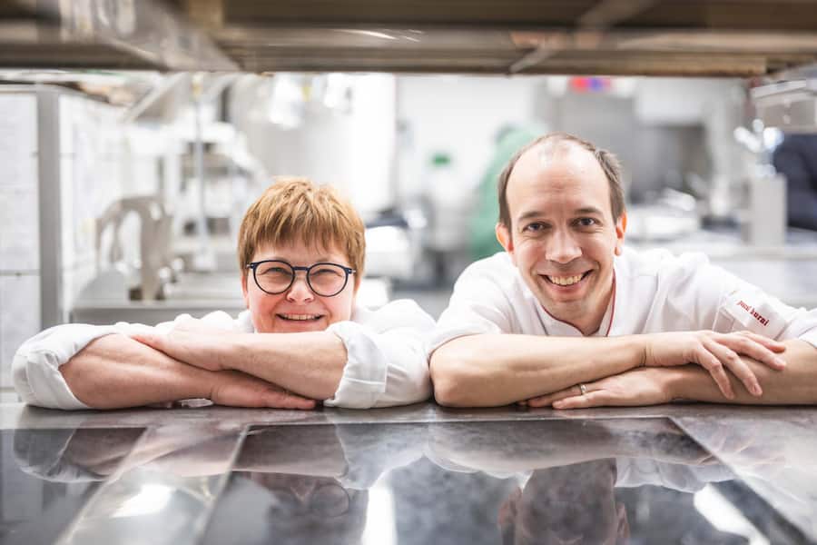 Käthi Fässler und ihr Sous-Chef Pascal Hurni sind ein super Team. 36 Mitarbeiter arbeiten im Team.