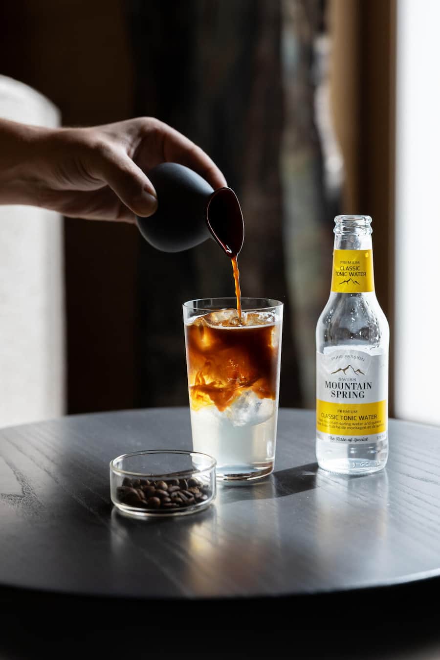 28.04.2026, Gonten AI, Appenzeller Huus, Haus Quell, Drink; Espresso-Martini mit Tonic (photo by Rémy Steiner for Gault Millau)
