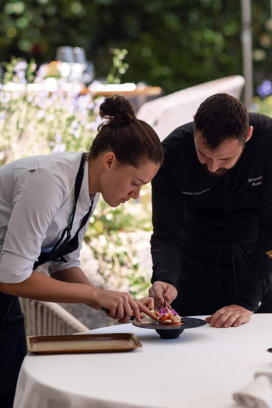 28.05.2026, Neuchatel, Restaurant Auberge d'Hauterive, Jessica Fossey und Gerardo Metta (photo by Rémy Steiner for Gault Millau)