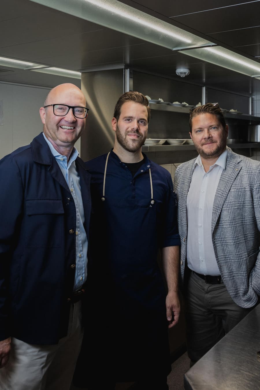 Besuch in der «Buech»-Küche: Stephan Frei (Excellence), Chef Nicolas Schröder, David Spielhofer (Orea).
