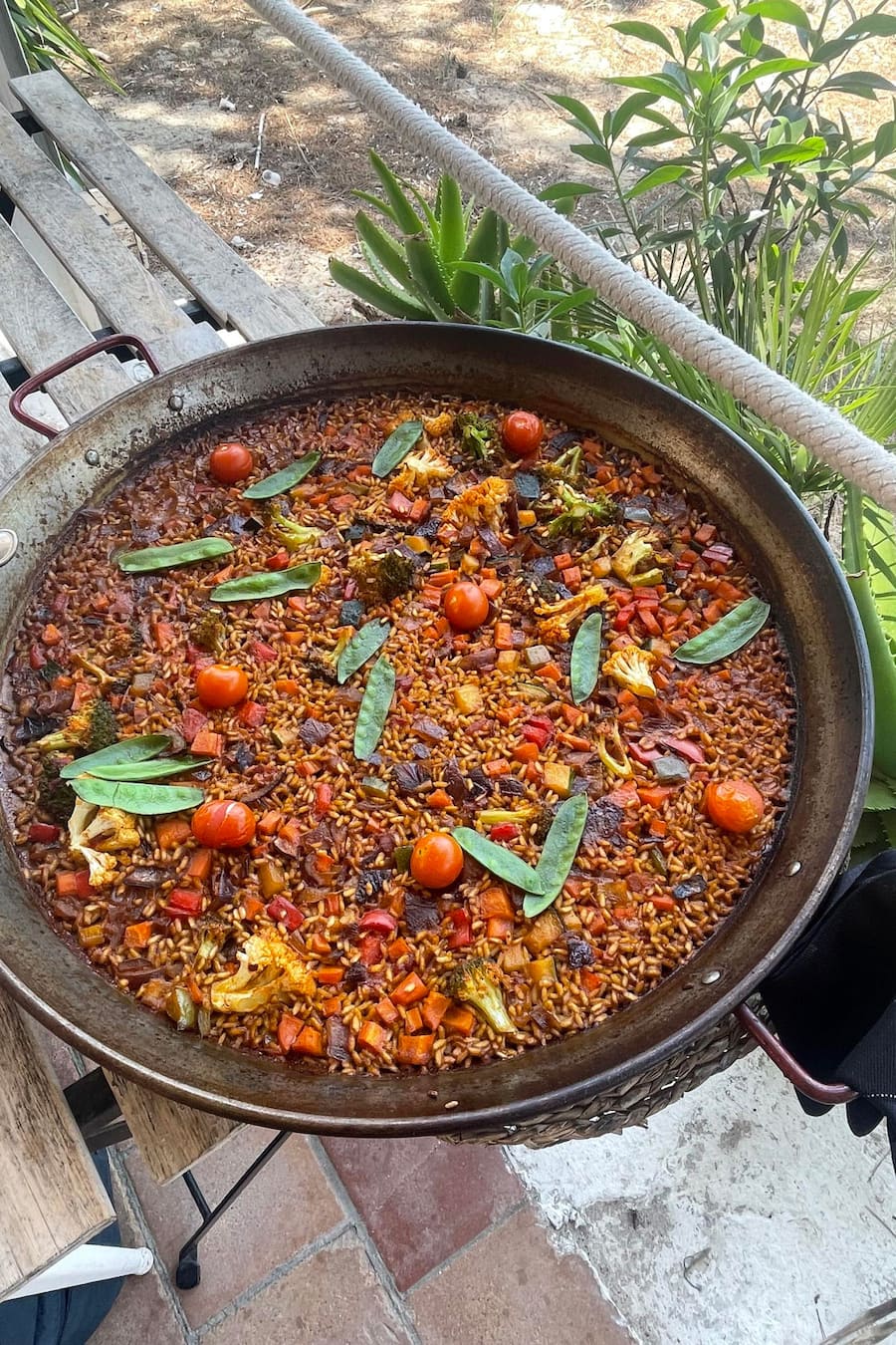 Darf in Spanien natürlich nicht fehlen: Paella im Strandrestaurant «5 Illes».