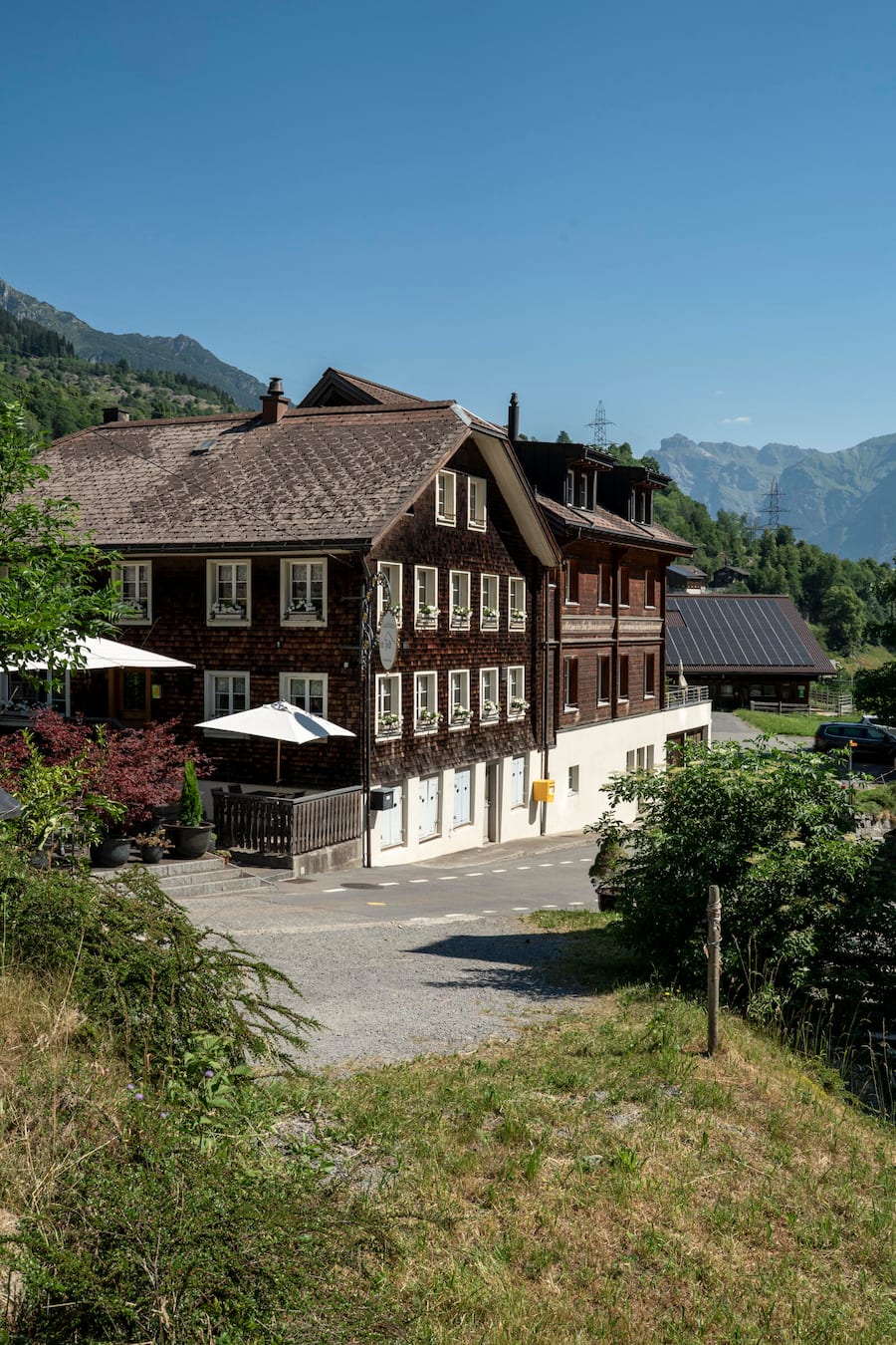 Der schöne Gasthof «Im Feld» in Gurtnellen-Dorf.