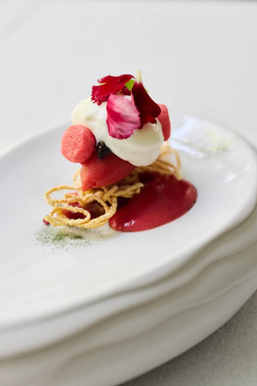 Restaurant Nuta, ETHOS, plac Trzech Krzyzy 10/14, 00-499 Warszawa, Poland