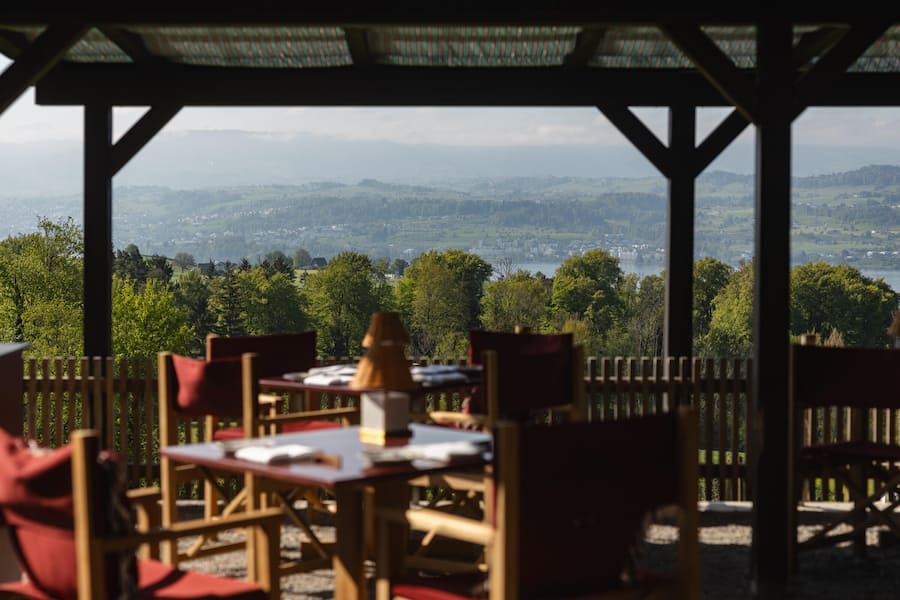 Buech, Caminada, Herrliberg Restaurant BUECH, Herrliberg Fotografiert im April 2026