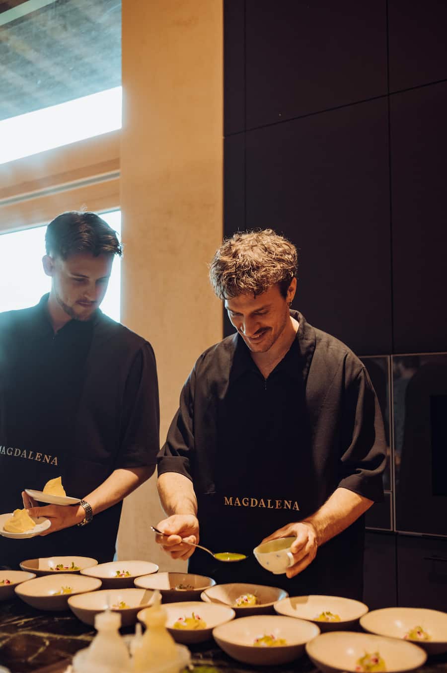 Weingut Fromm, Malans - Marco Fromm mit Beni Müller und Dominik Hartmann, Magdalena Rickenbach