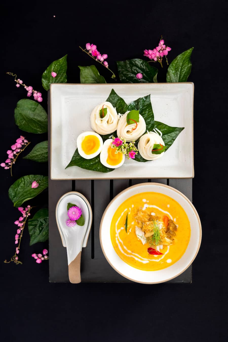 Gaeng Kati Pou Gub Bai Chapoo: Dieses Gericht hat Chef Renu für alle «Saffrons» in Asien entwickelt.