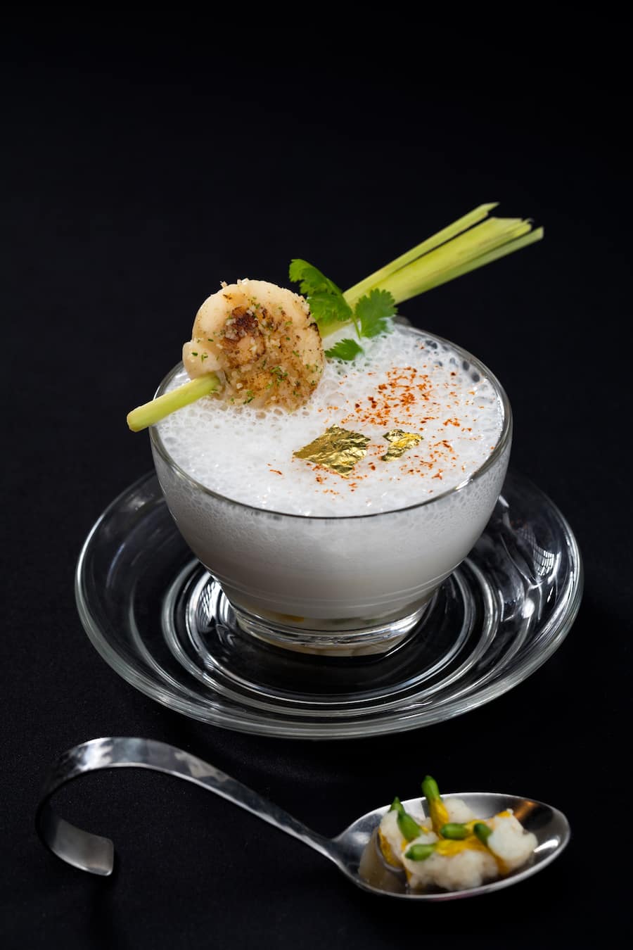 Renu's Interpretation: «Tom Kha Hoi Shell» mit Jakobsmuscheln anstatt Huhn.
