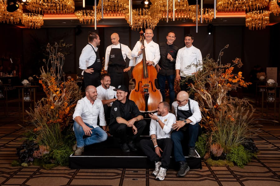 04.10.2025, Bürgenstock Resort, Chefs United, CHEF WEHRLE X TASTE OF ZERMATT, Reihe oben, André Kneubühler, Stefan Lünse, Mike Wehrle, Markus Pössenberger, Damian Carini | Reihe unten; René Kockelkorne, Samuel Senn, Oliver Waldispühl, Davide Cretoni, Max Menning (poto by Remy Steiner for Gault Millau)