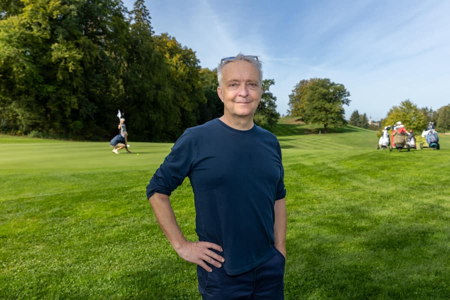 GMC - 21. Septmeber ASGI Golfclub Blumisberg Reto Lampart Gericht: Lugnezer Rande in Meersalz gegart, mit Kirschholz geräucherte Wild-Entenbrust, Feige Haselnuss, Buttermilch