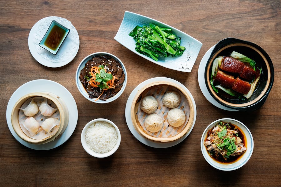 Dampfende Bambuskörbchen sind im Hongxi im Glattpark die Hauptattraktion: Darin warten Dim Sum mit feinem Teig und aromatischen Füllungen.