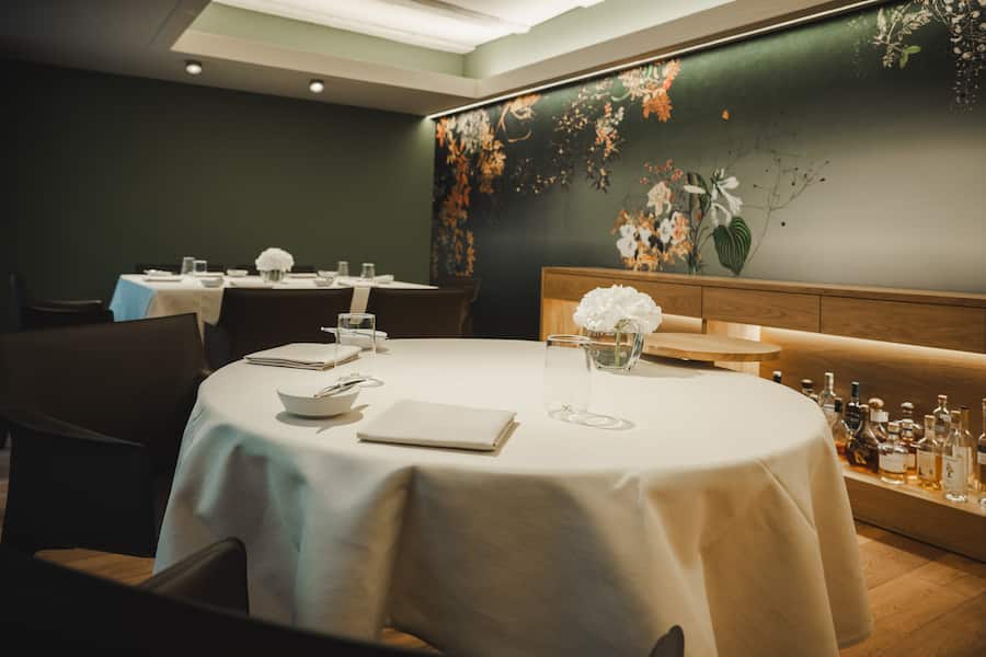 Agron Lleshi im neuen Restaurant Jägerhof 2024