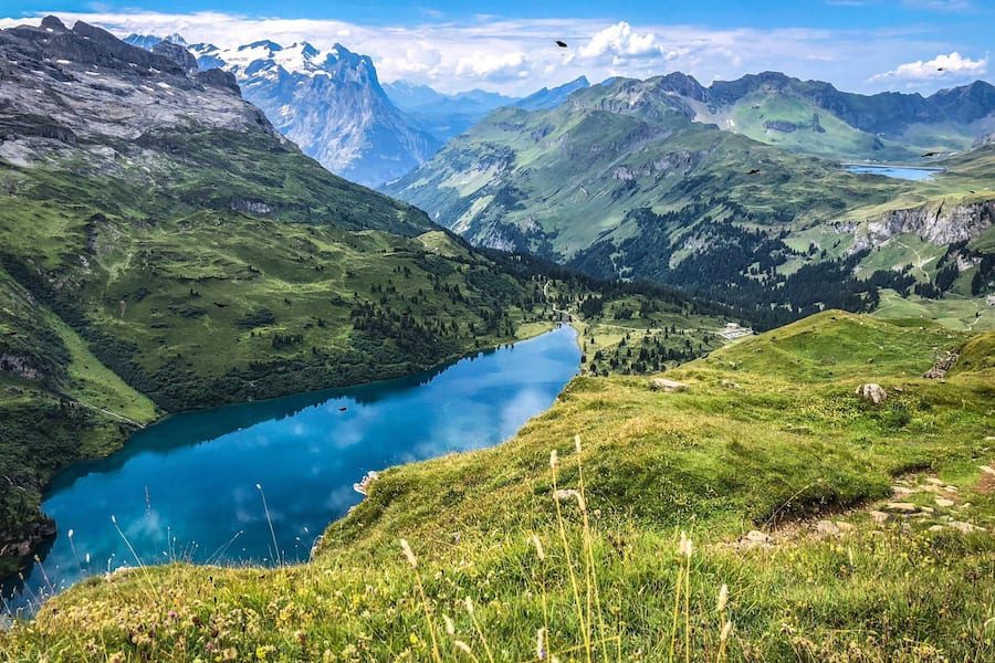 Die Vier-Seen-Wanderunge ist nur eine der vielen wunderschönen Wanderungen im Gebiet.