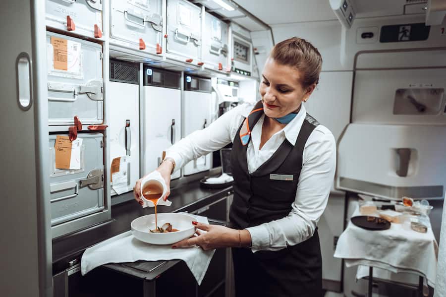 Swiss Flug, A350 Zürich - Shanghai China Shanghai Citiy, Cina - 2026 - by Adrian Bretscher for Swiss int. Airlines & Caminada Magazin