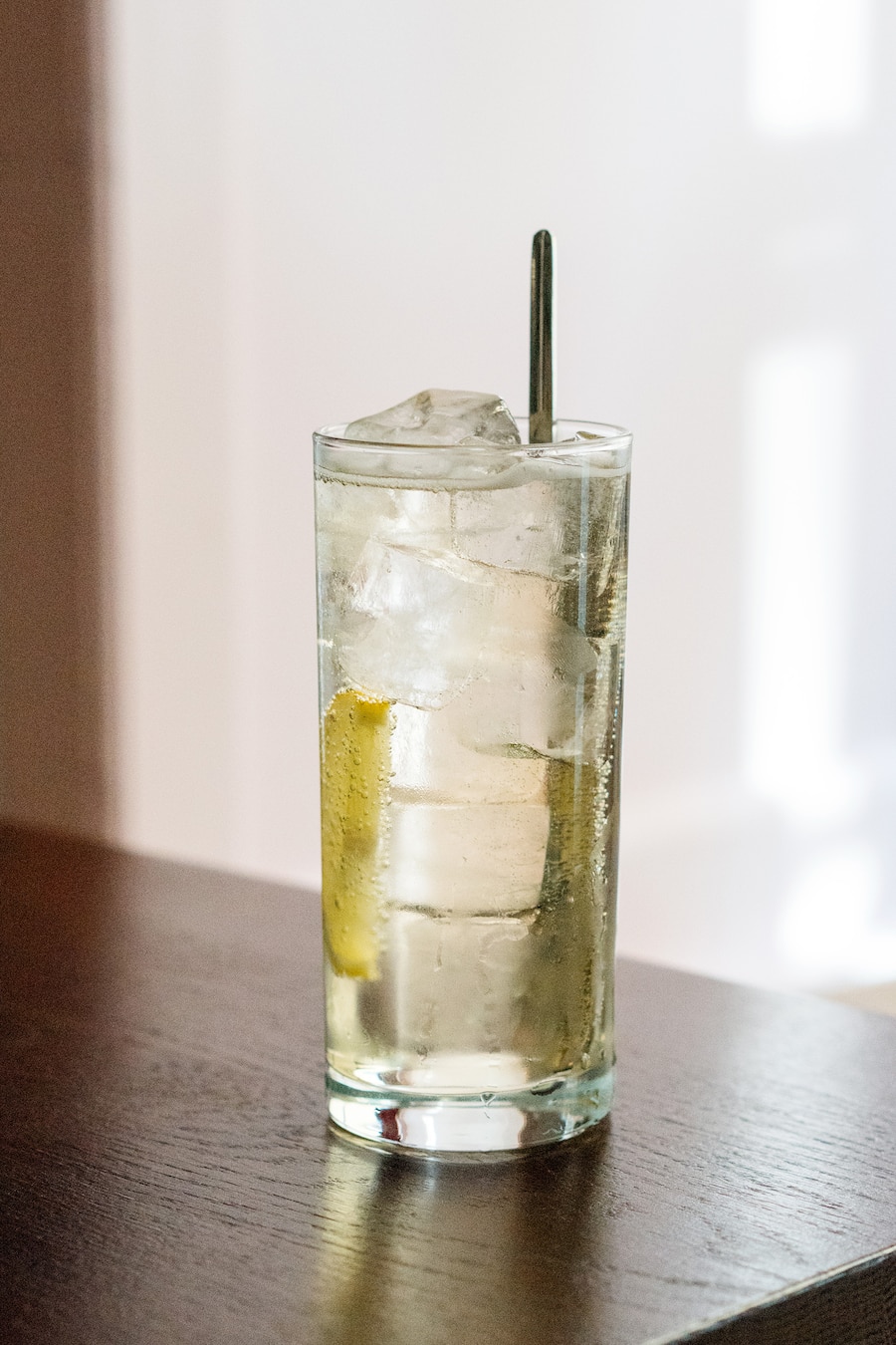 «27 Special» als Variante zum klassischen Gin Tonic in der Old Crow Bar in Zürich