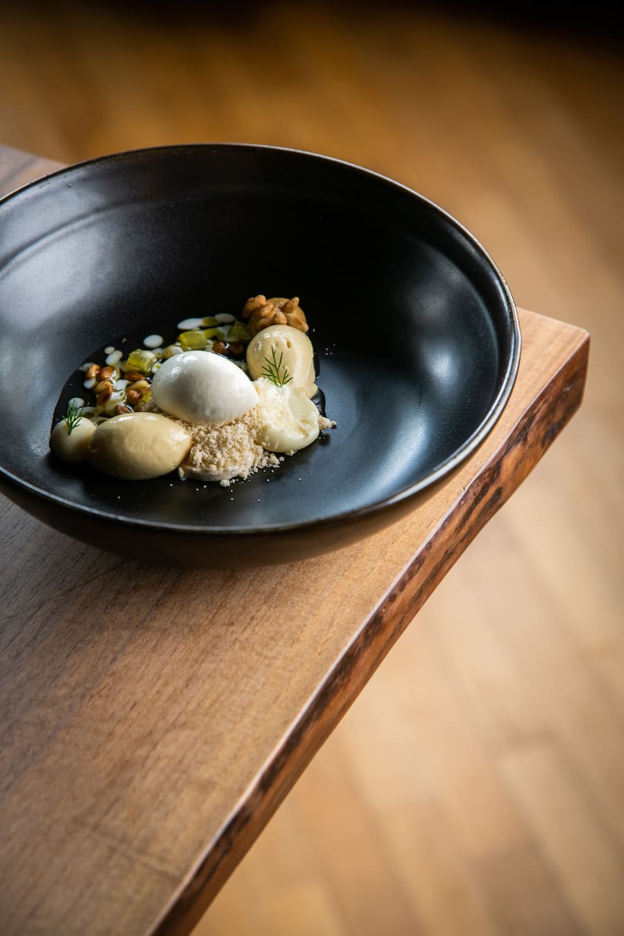 Pascal Steffen, Roots Basel, 2020: Ananas, Kaffe, Kokos