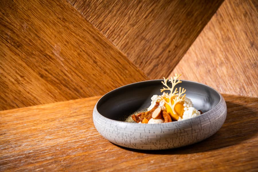 Patrick Mahler 2020: Aprikose, Mandel, Ziegenkäse, weisse Schokolade