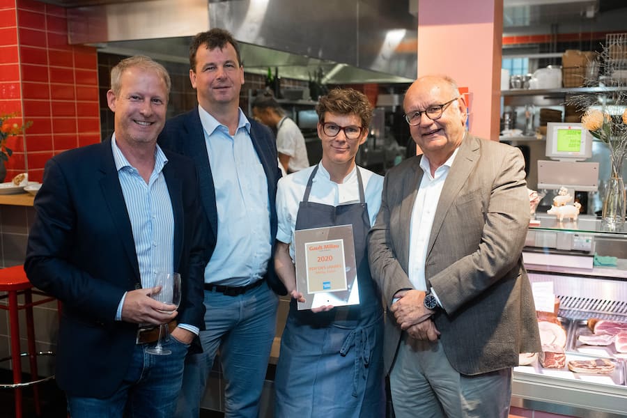 24.09.2019 Zürich; Gault&Millau - POP des Jahres; POP des Jahres die Metzg in Zürich.  Alex Friedli,Markus Wirth von American Express, Metzg Inhaberin und Köchin Marlene Halter und Urs Heller. © Valeriano Di Domenico