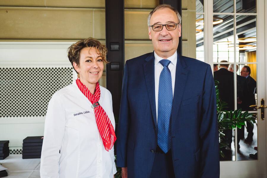 Bernadette Lisibach und Guy Parmelin - Preisverleihung Kulinarische Meriten Schweiz 2020 - Hotel Bellevue Bern - Montag, 15.6.2020 - Copyright Olivia Pulver