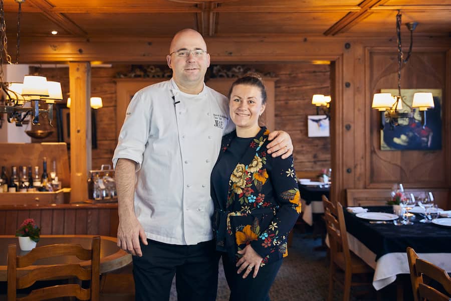 Bei Manuel Reichenbach mit Frau Yulia in der Casa Tödi Trun GR, 12.12.2018, Foto Lucian Hunziker