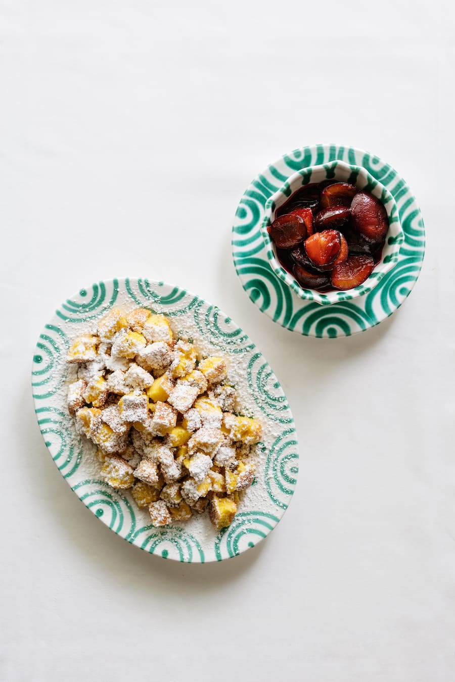 Kaiserschmarrn mit Zwetschgenkompott im Restaurant Amadeus Schlieren