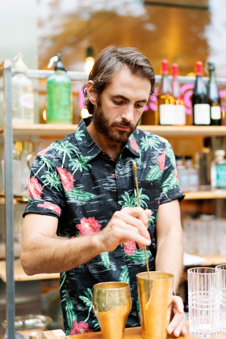 Ivan Pepe in der Pop-Up Bar Riva beim Schanzengraben auf der Terrasse des roots @ Balboa in der Nähe des Paradeplatz Zürich