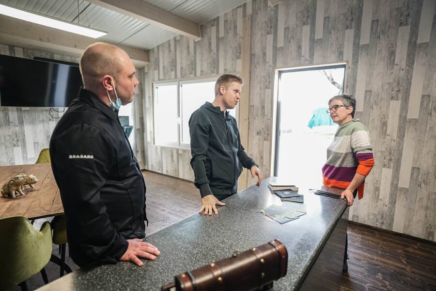Sascha Behrendt (Tropenhaus Frutigen), Fabio Toffolon (Zum Äusseren Stand, Bern) Barbara Lang (Bäuerin, Geschäftsführerin