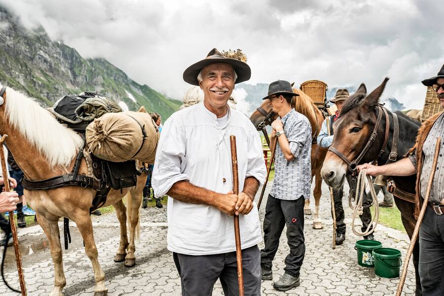 Säumer auf der Sbrinzroute von Wolfenschiessen nach Domodossola, auf Alp Trübsee, Chef Daniel Flühler