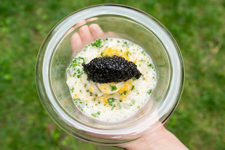 Gartenparty bei Alfred von Escher in Zürich Wollishofen, Spaghettini mit Kaviar