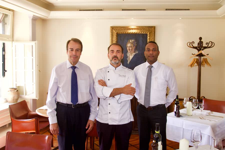 Küchenchef: Carlo Pagliaro Gastgeber: Amaro Fernandes Service: Rajanikanth Rasiah