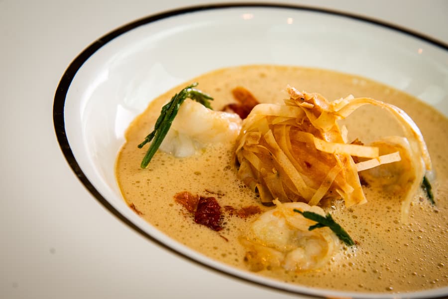TheChedi/Gütsch 2020: Swiss Shrimp im Cocnac-Bisque