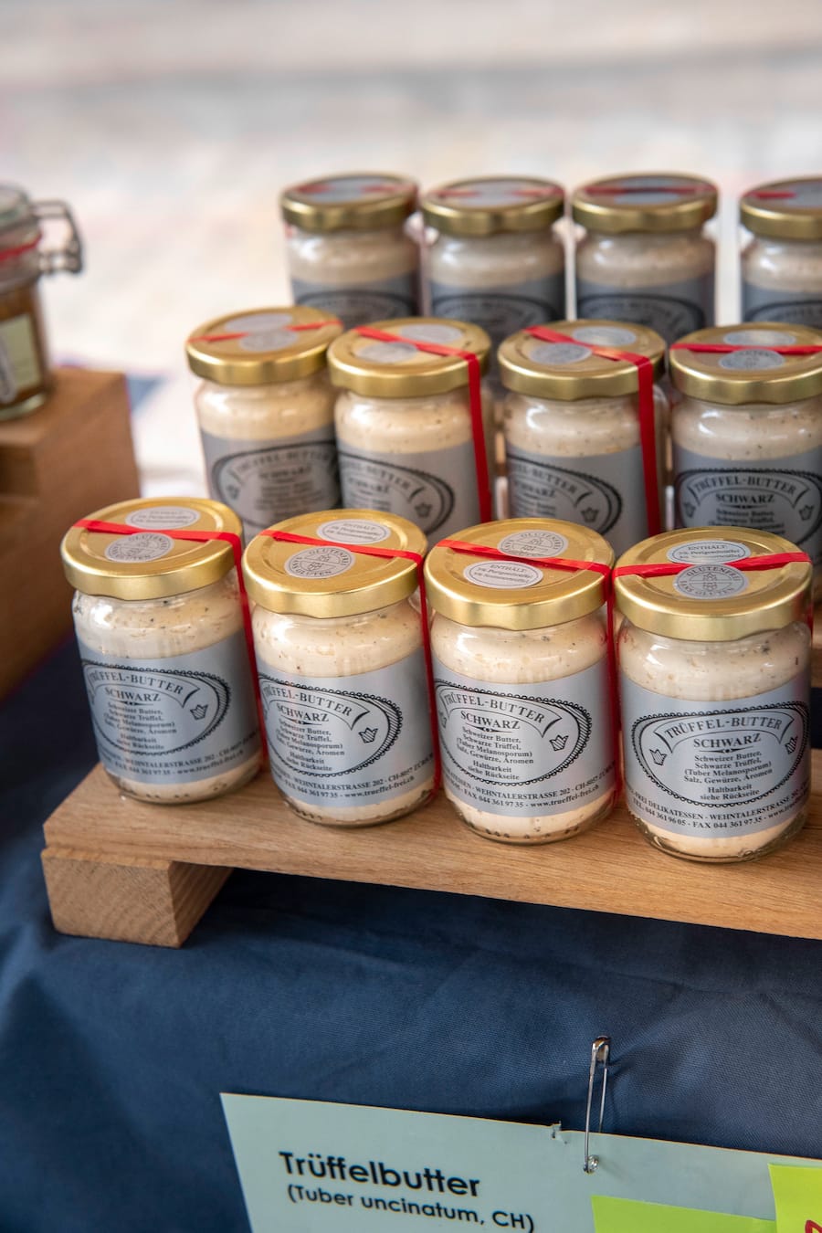 Schweizer Landliebe, BettyBossi, Rezepte Niedergaren Das kulinarische Murten. Trüffelmarkt in Murten mit diversen Köchen.