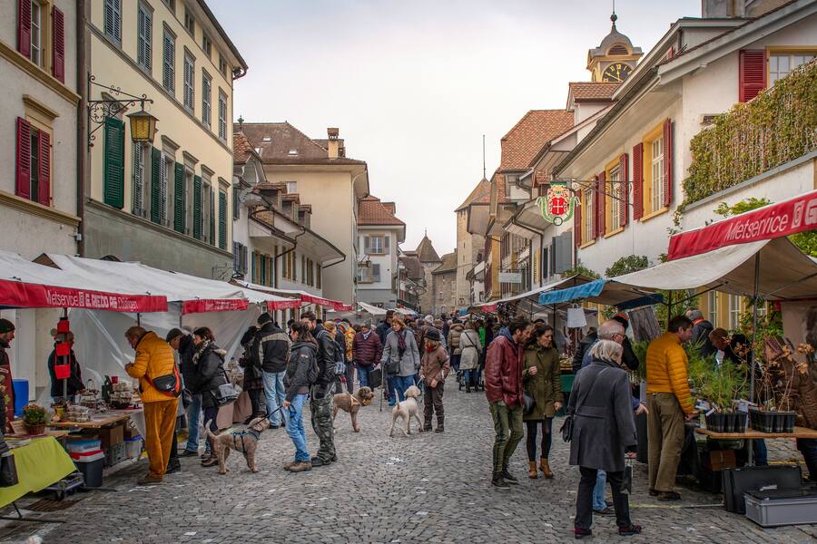 Schweizer Landliebe, BettyBossi, Rezepte Niedergaren Das kulinarische Murten. Trüffelmarkt in Murten mit diversen Köchen.