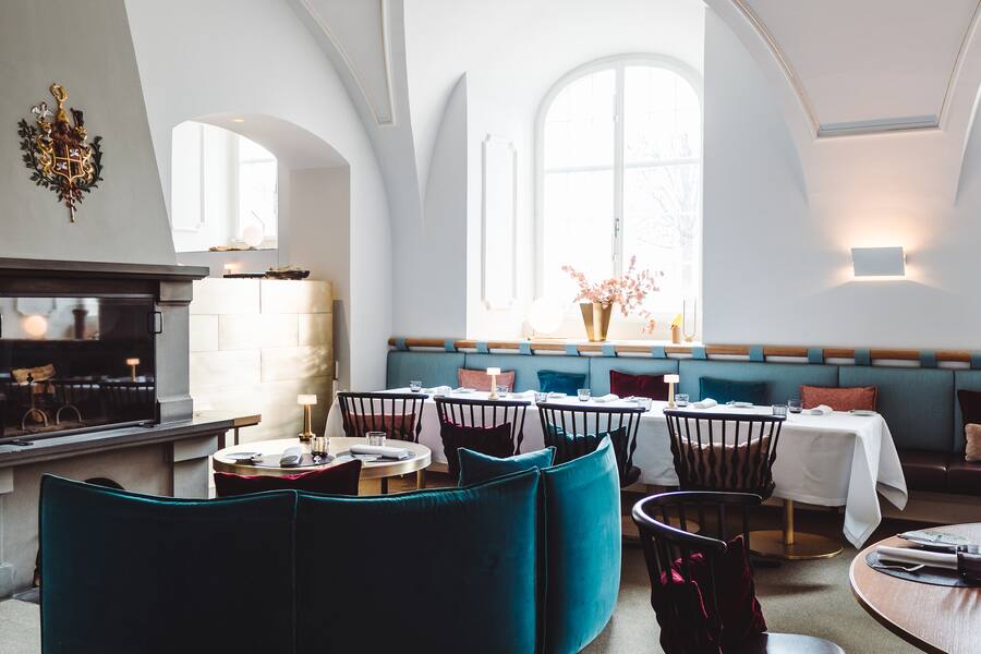 Restaurant Igniv im Grand Resort Bad Ragaz - Unterwegs mit Silvio German vom Restaurant Igniv in Bad Ragaz - Besuch seiner Lieferanten: Hühnerzüchter, Spargelbauer - Im Gewächshaus vom Hotel, in der Küche - Restaurant Igniv by Caminada in Bad Ragaz - Freitag, 12. April 2019 - Copyright Olivia Pulver