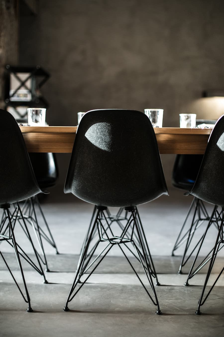 Tisch in der Werkstatt von Nenad