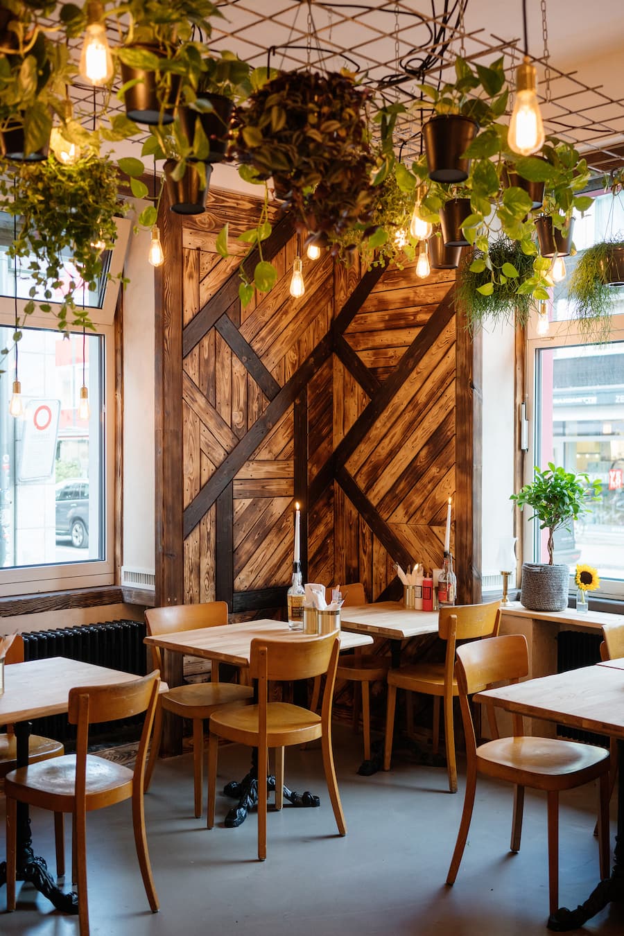 Hinterer Raum im Restaurant Yardbird in Zürich Wiedikon