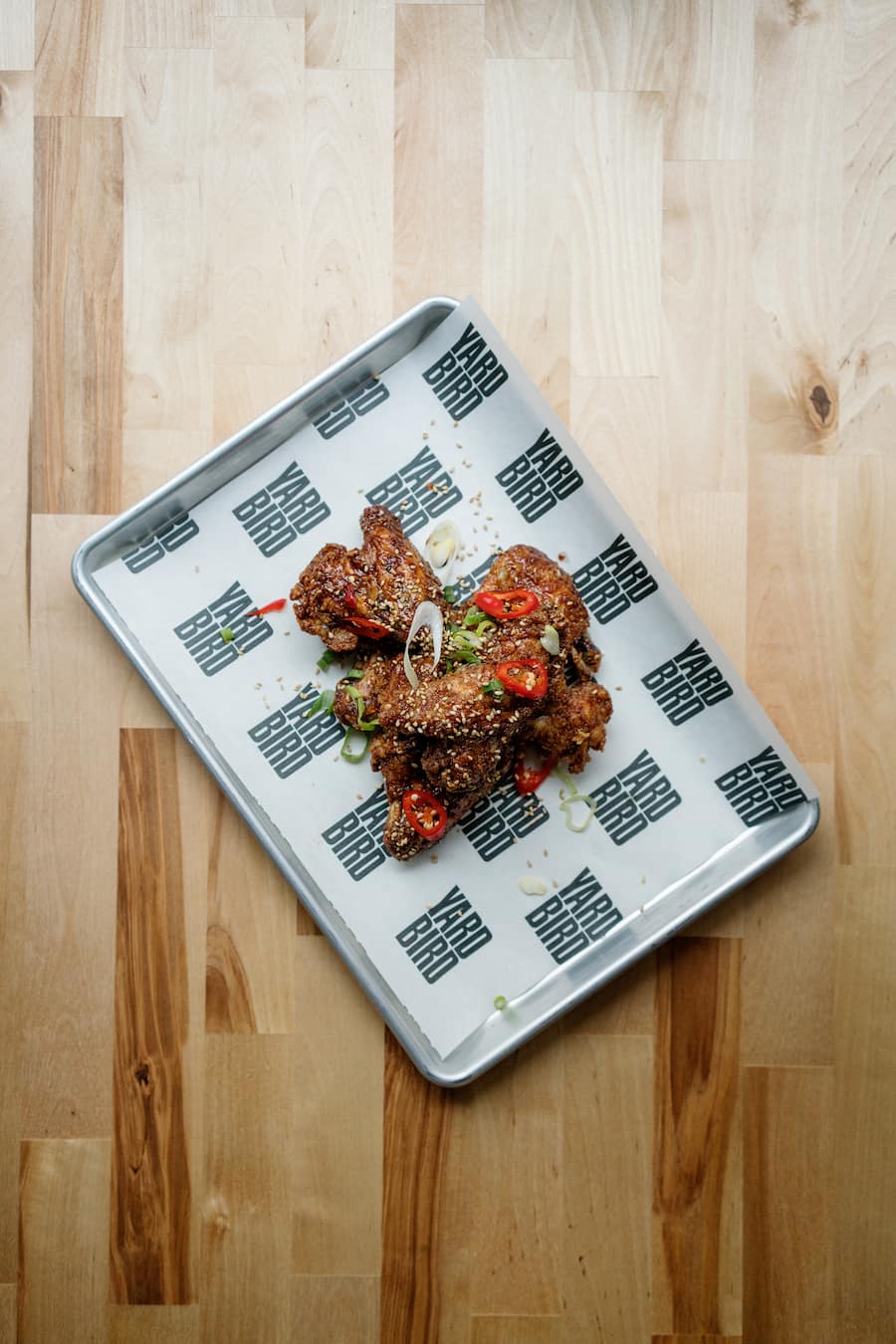 Frittiertes Poulet «Seoul Style» im Restaurant Yardbird in Zürich Wiedikon