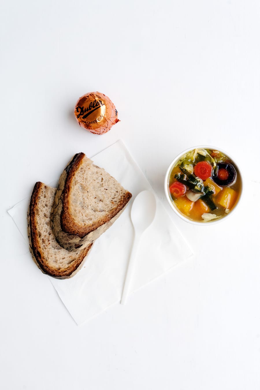 Zentrale für Gutes von Tine Giaccobo