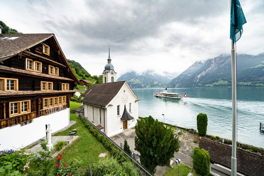 Zwyssighaus, in Bauen UR, Ausblick auf Vierwaldstättersee